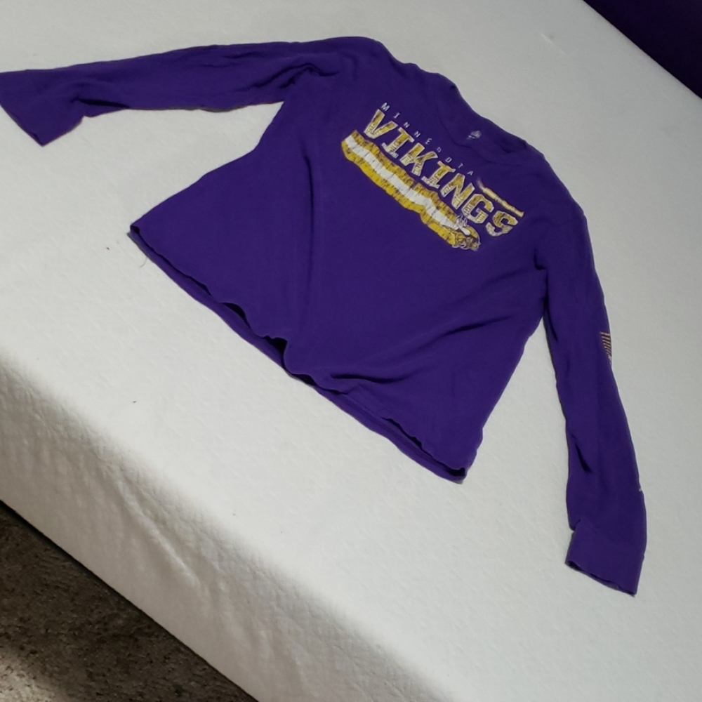 Minnesota Vikings long sleeve tshirt